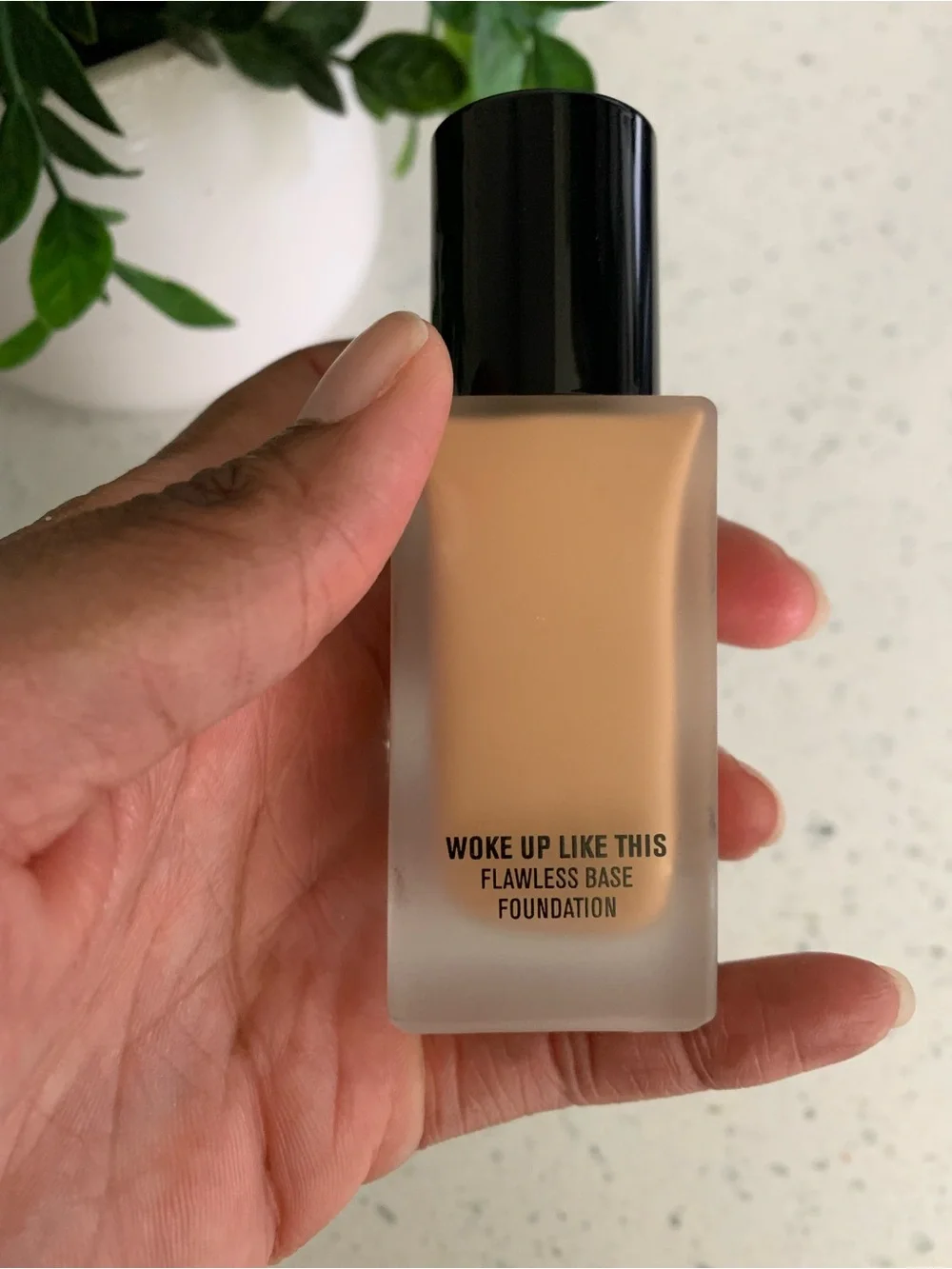 IL MAKIAGE Flawless Base Foundation - WOKE UP LIKE THIS